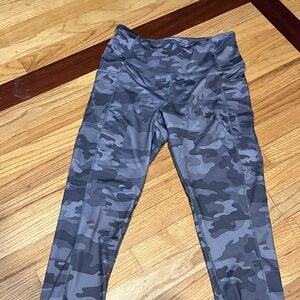 Women's Gray Camouflage Leggings